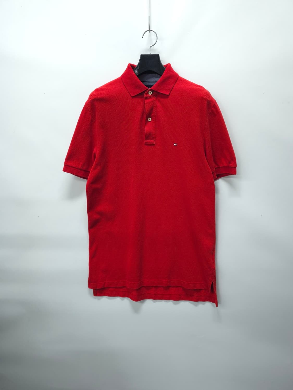 타미힐피거 남성 클래식핏 반팔 카라티 레드 (100) 상품이미지1