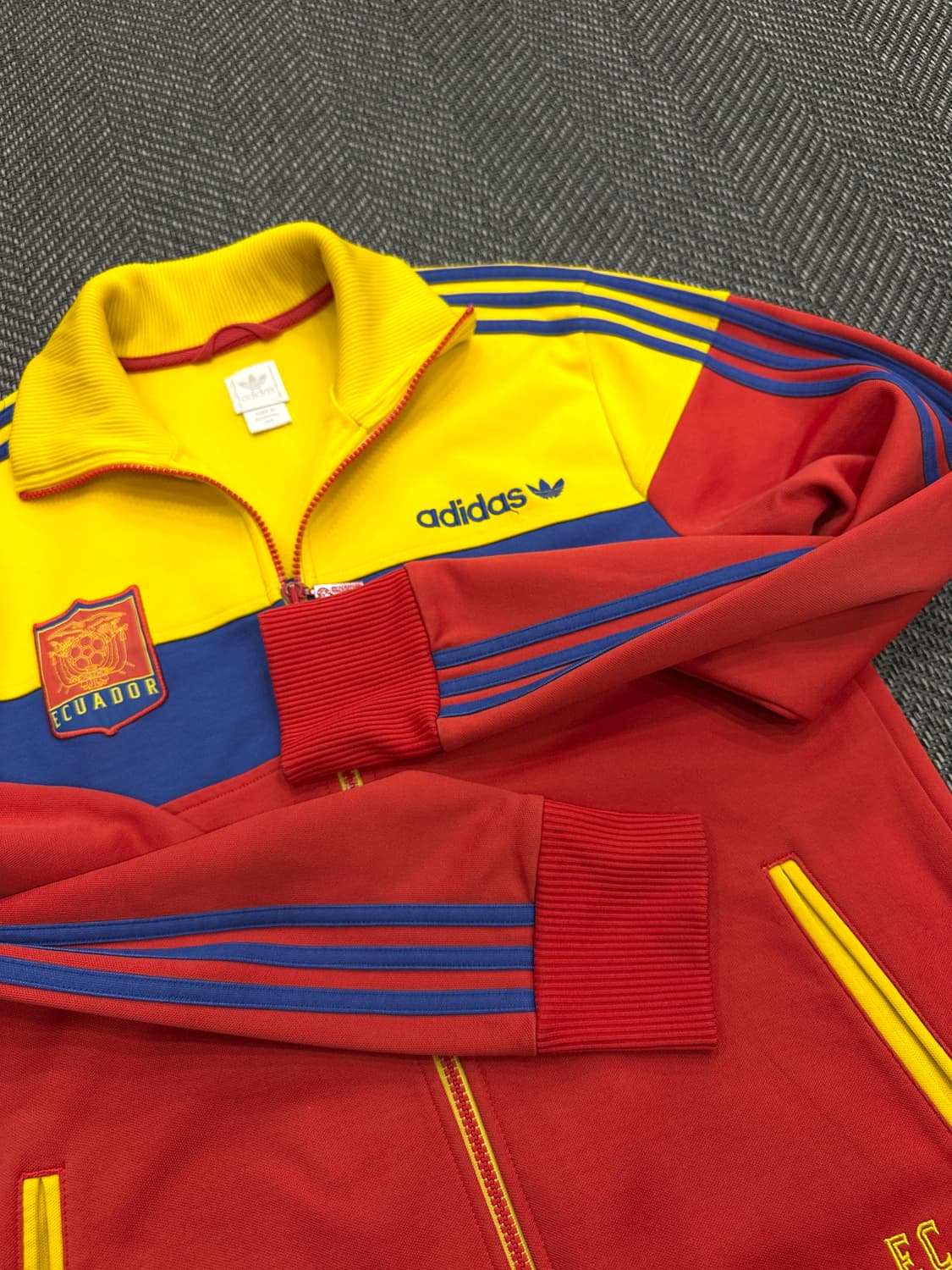 아디다스 에콰도르 트랙탑 져지 상품이미지5