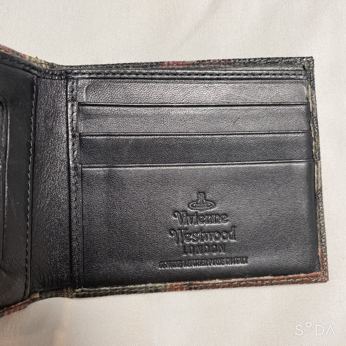 비비안웨스트우드 멀티 더비 반지갑 상품이미지6