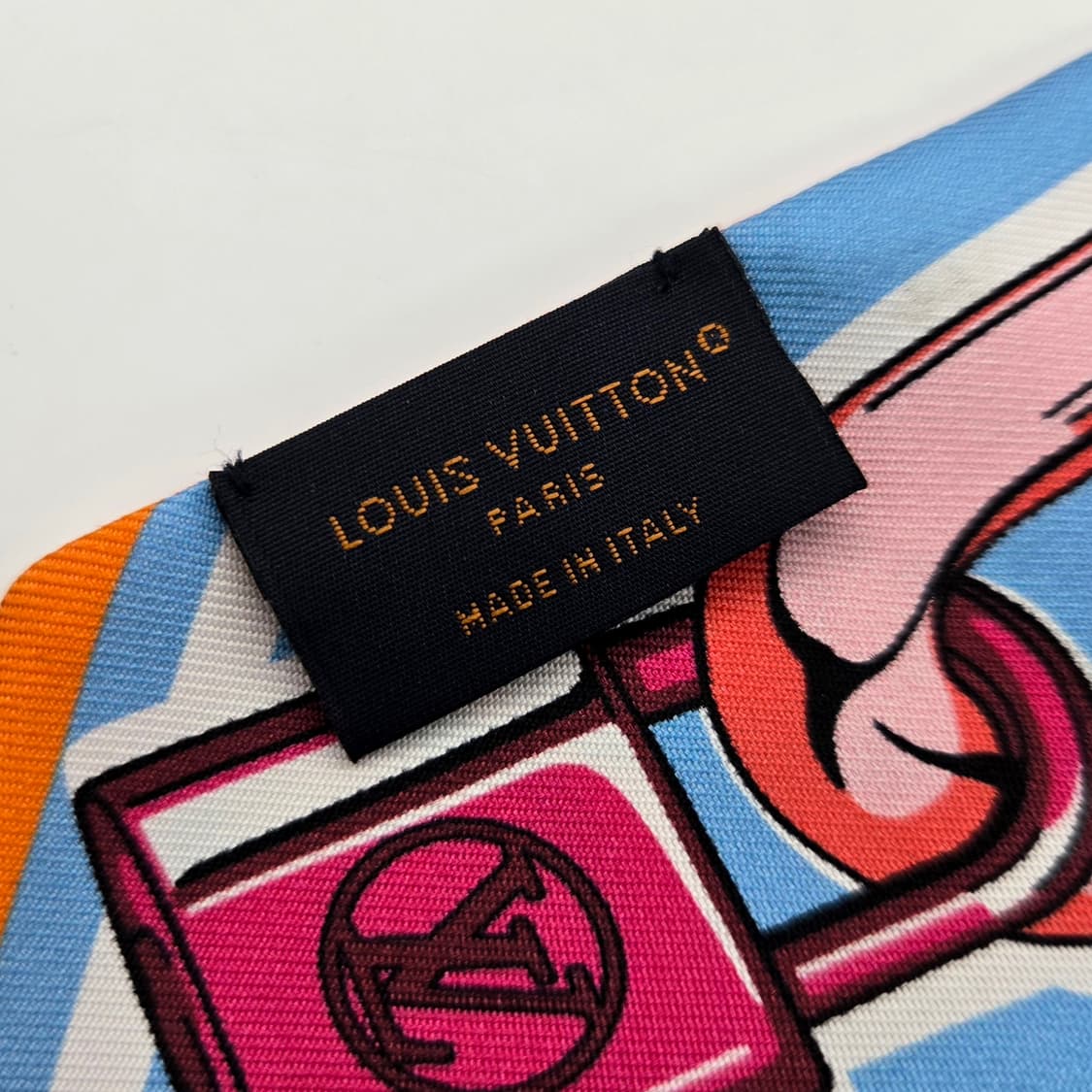루이비통 비주얼드 BB 방도 스카프 상품이미지5