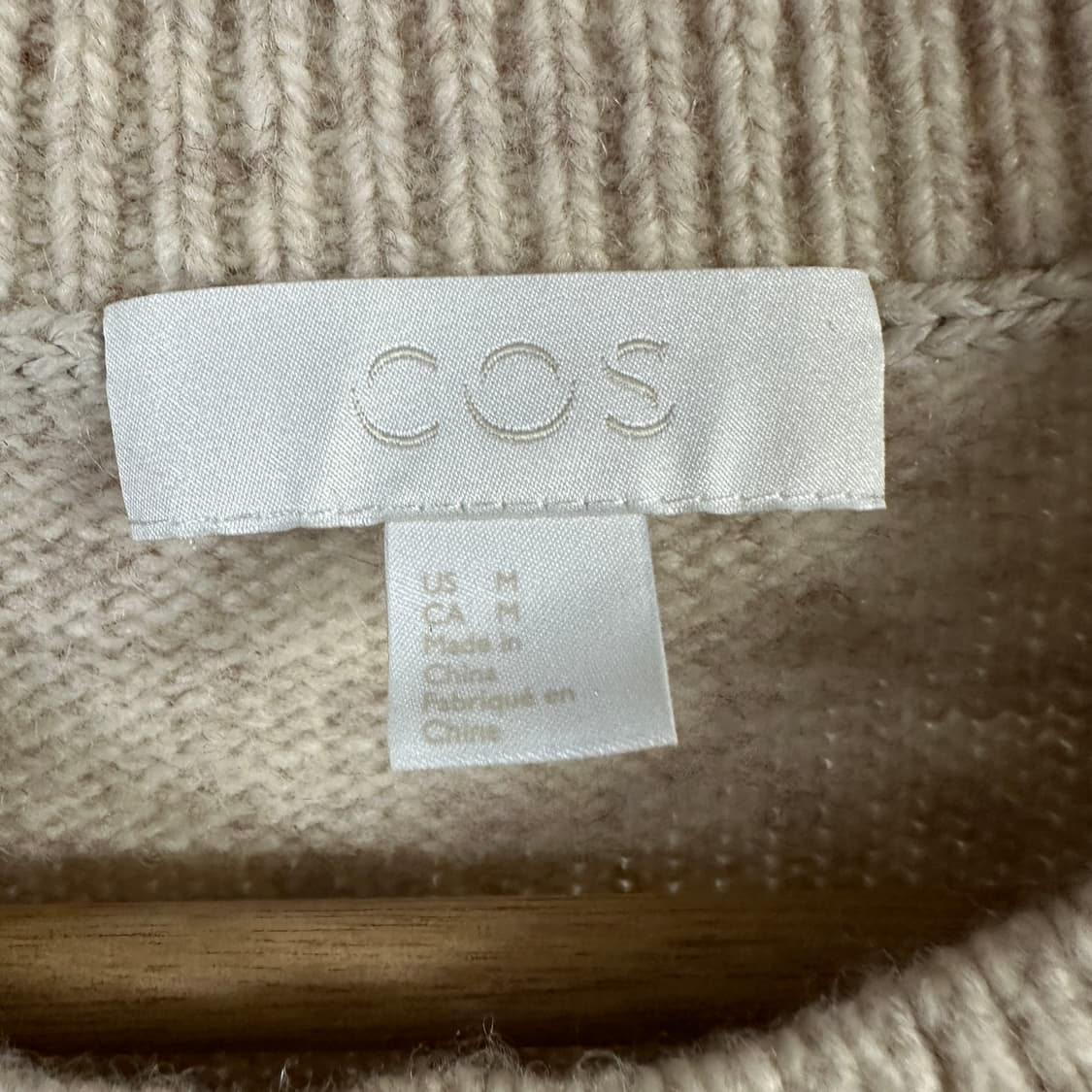 코스 우먼 폴리에스터 니트 크림 상품이미지2