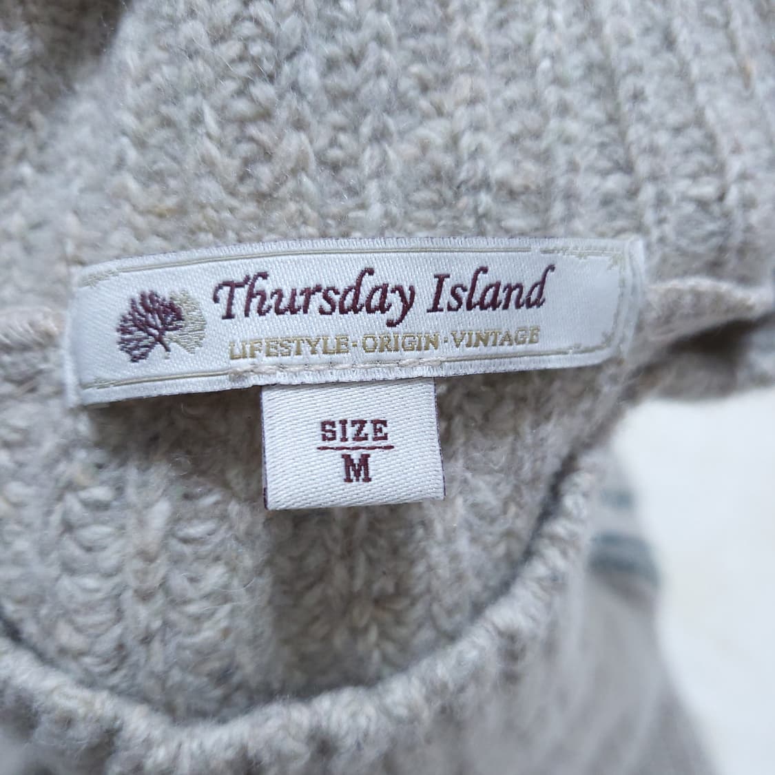 써스데이아일랜드 여성 니트조끼 M 0209 뽀샤샤 상품이미지3