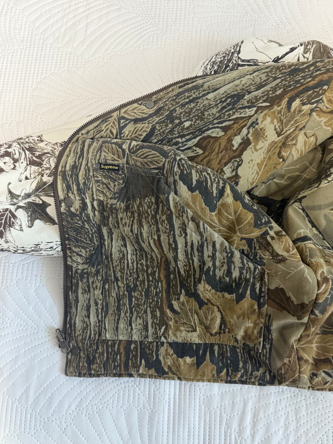 [XL] 슈프림 리얼트리 리버시블 퀼티드 워크 자켓 스노우 카모 - 24 상품이미지2