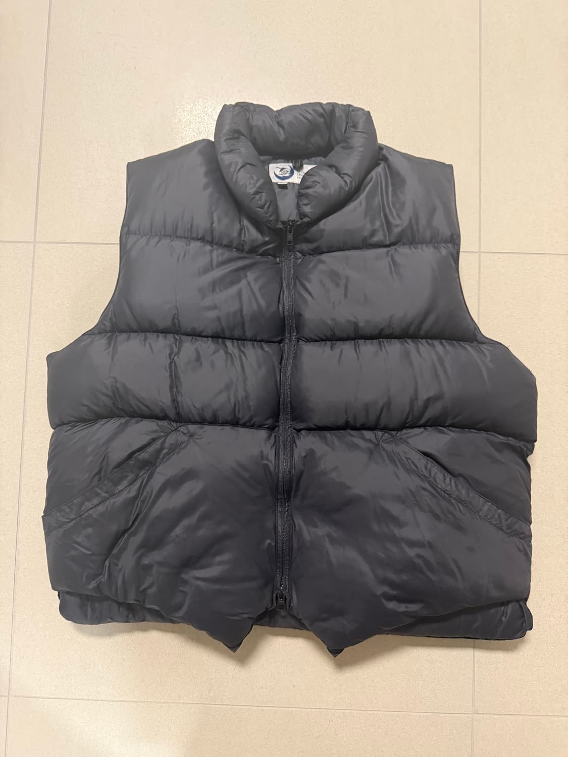 크레센트다운웍스 패딩 베스트 블랙XL 상품이미지2