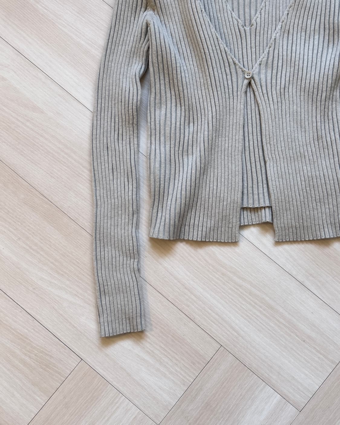 [LIBERTY] slit detail knit cardican top 상품이미지6