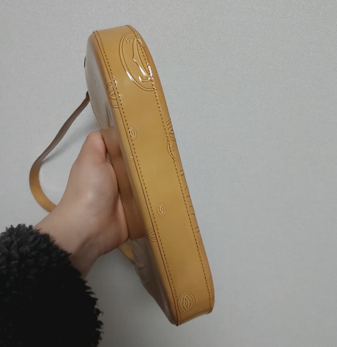 까르띠에 해피 버스데이 포쉐트 미니백 베이지 상품이미지6