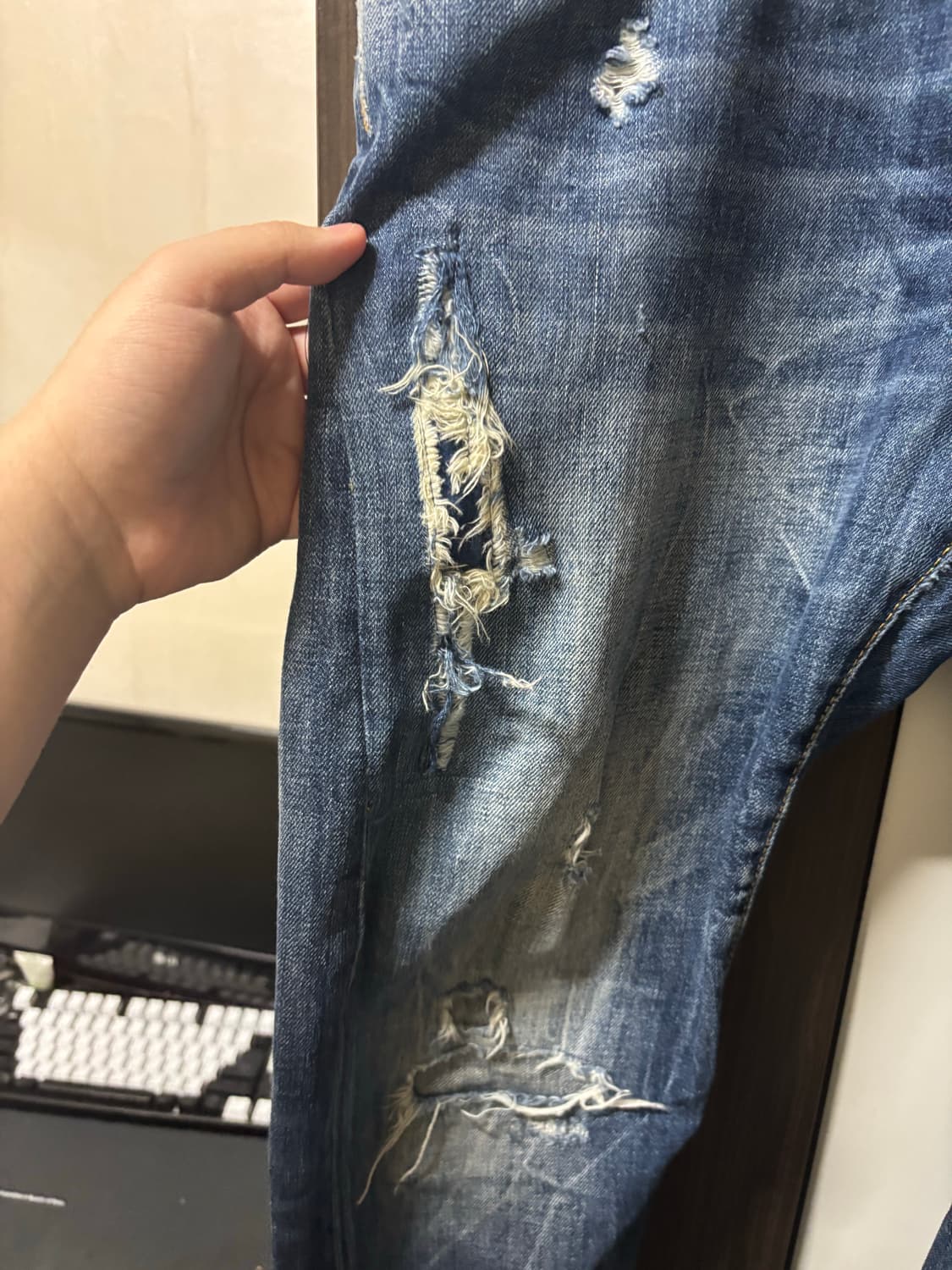 디스퀘어드2 데미지워싱 백화점판 상품이미지3