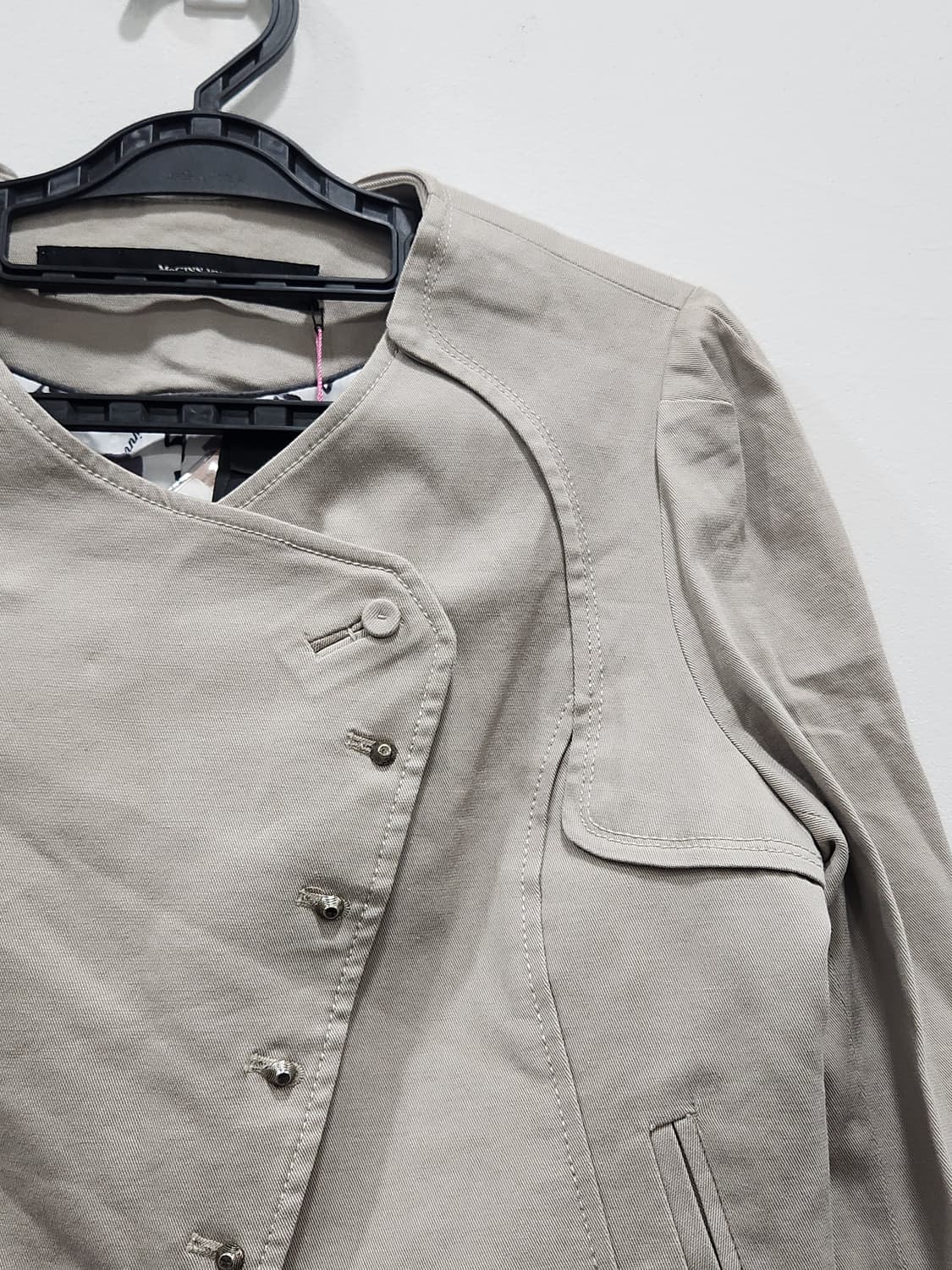 [55-66] 새상품 메긴나잇 언발란스 자켓 여성 55~66 상품이미지3