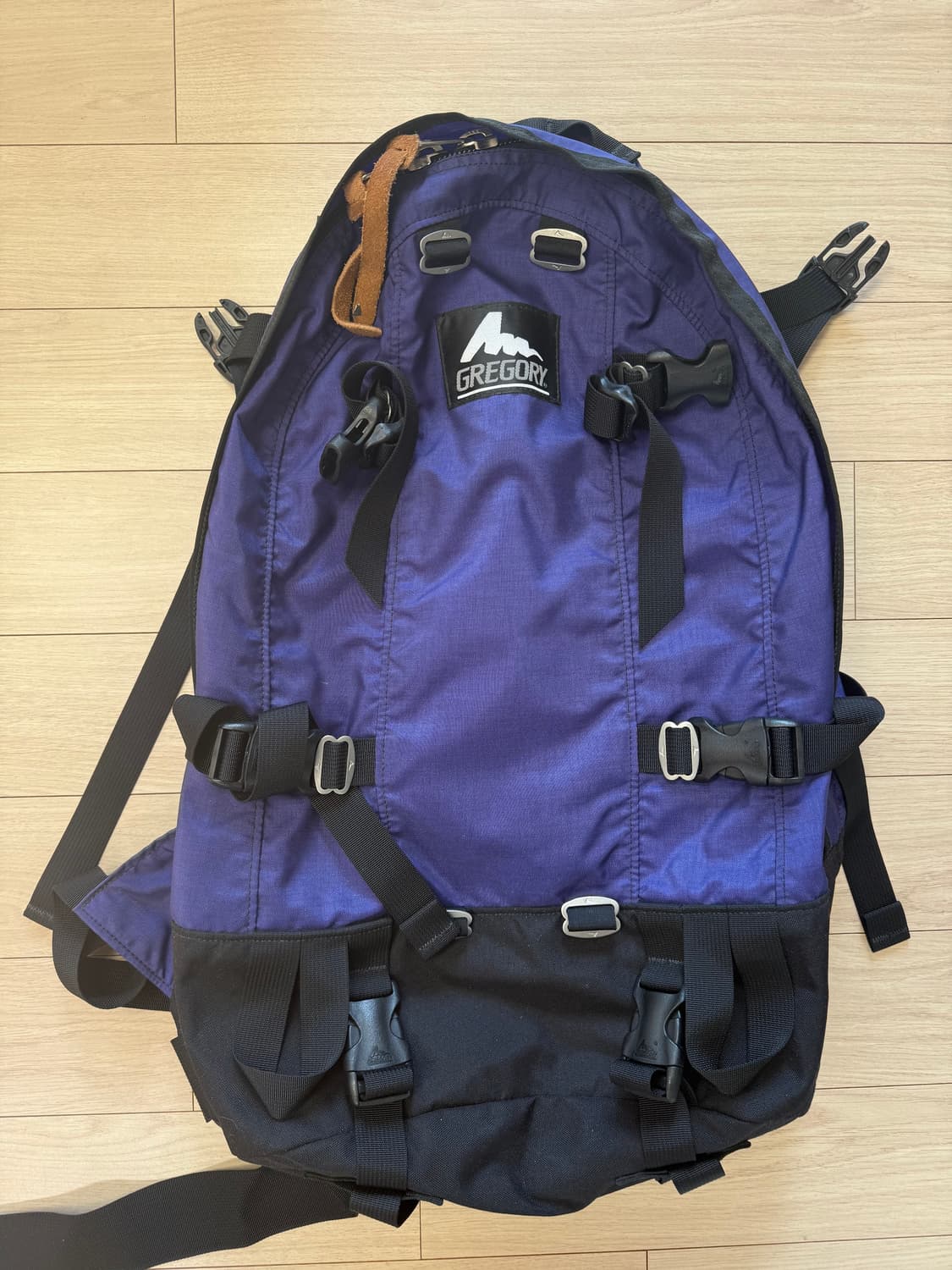 그레고리 데이앤하프 구로고 구형 usa 상품이미지1