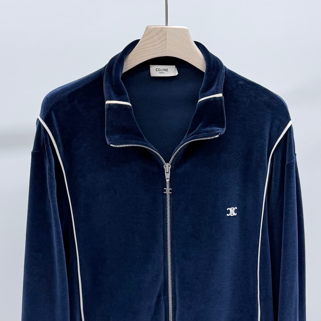 [S+급/XL] 셀린느 트리오페 벨벳 트레이닝 집업 자켓 네이비 상품이미지2