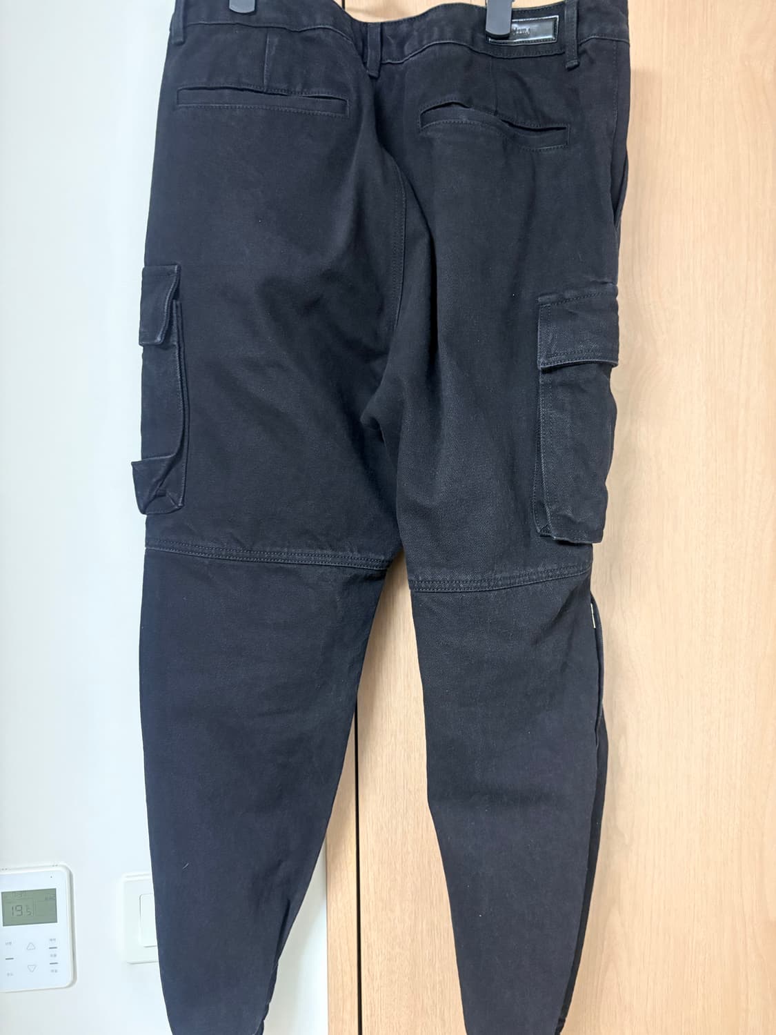 준지 무릎절개 흑청조거 데님팬츠 48 상품이미지3