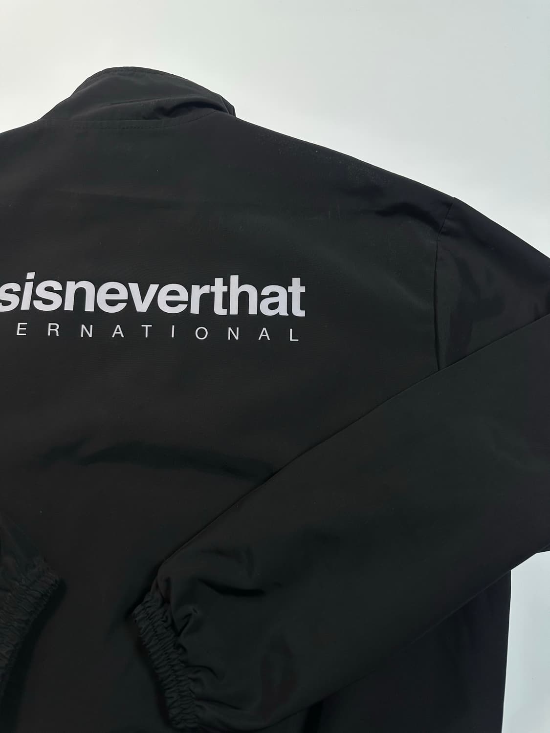 디스이즈네버댓 블랙 나일론 자켓 상품이미지7