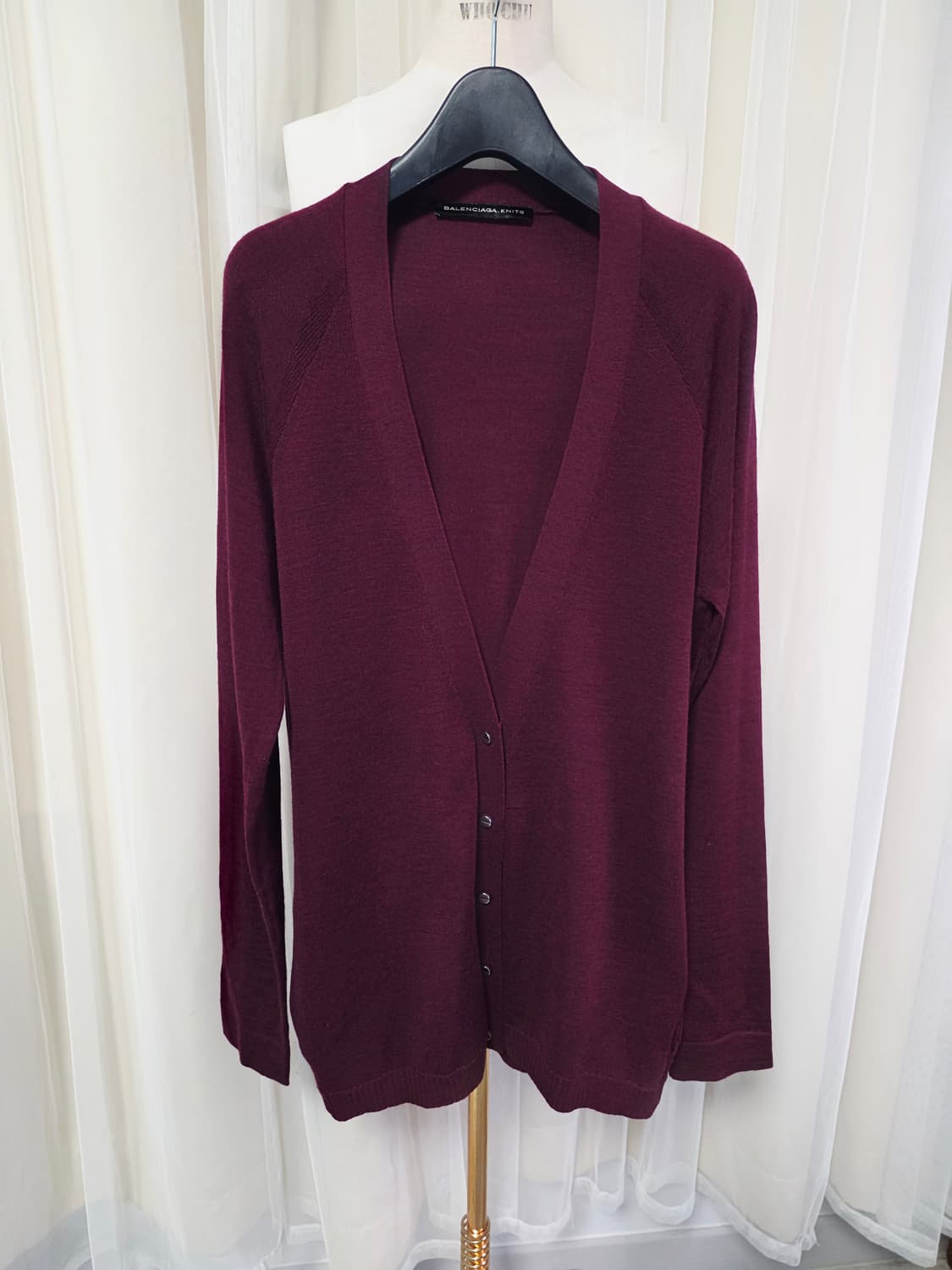 발렌시아가 니트 가디건 버건디 상품이미지1