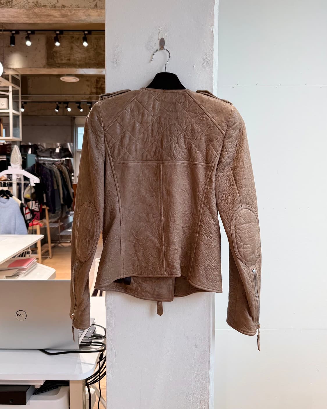 이자벨마랑 브라운 램스킨 레더 자켓  상품이미지7