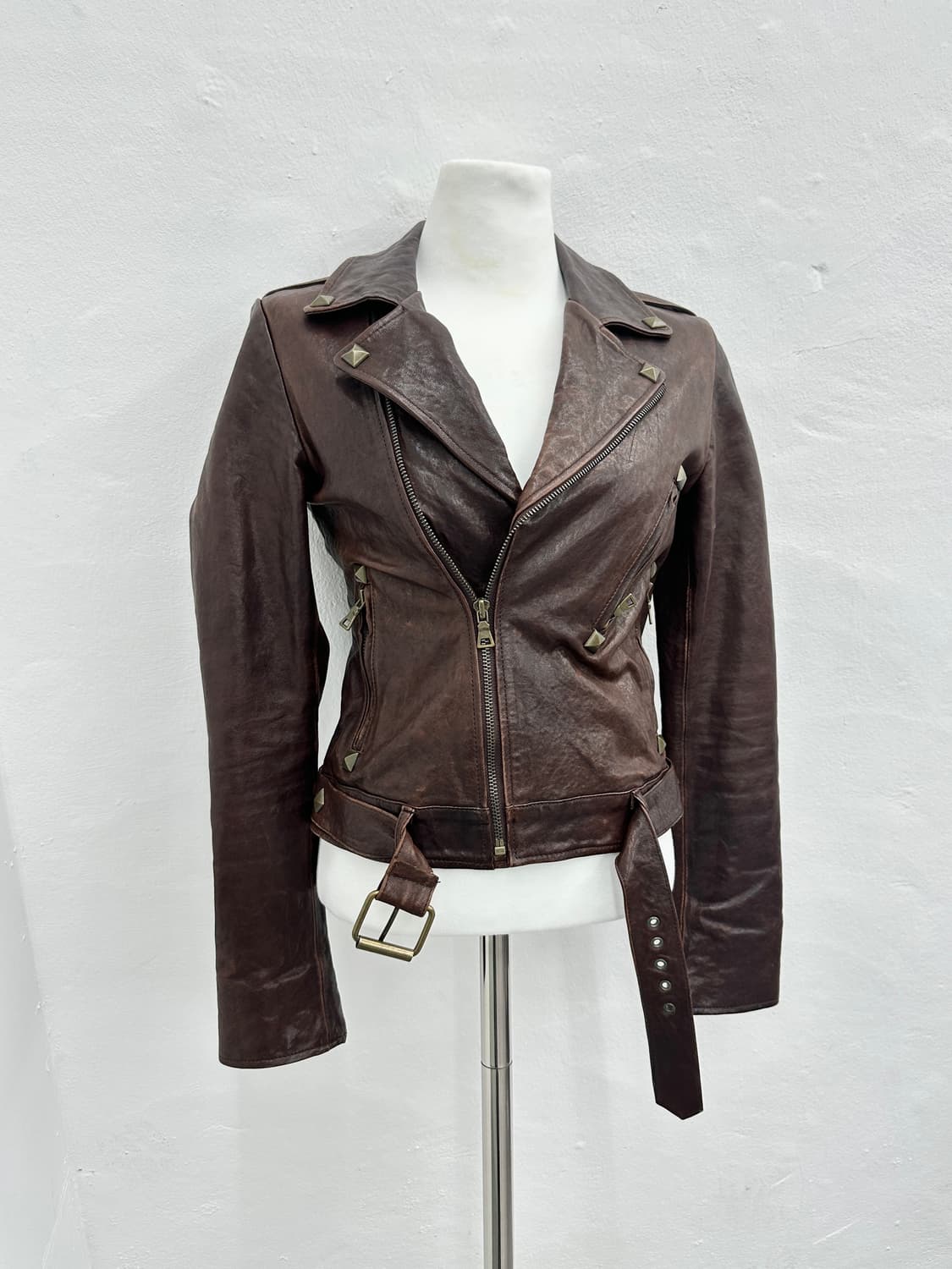 Lambs leather gold stud buttoned jacket 상품이미지6