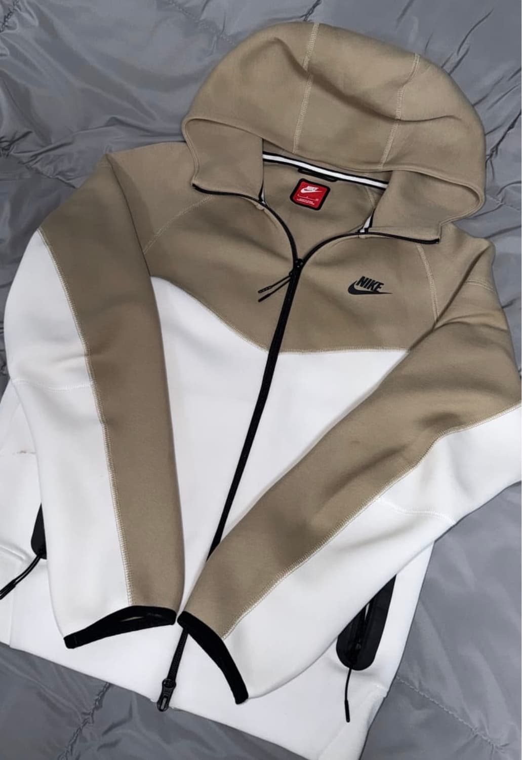 개희귀 나이키 테크팩 화이트 베이지 상의 후드집업 상품이미지4