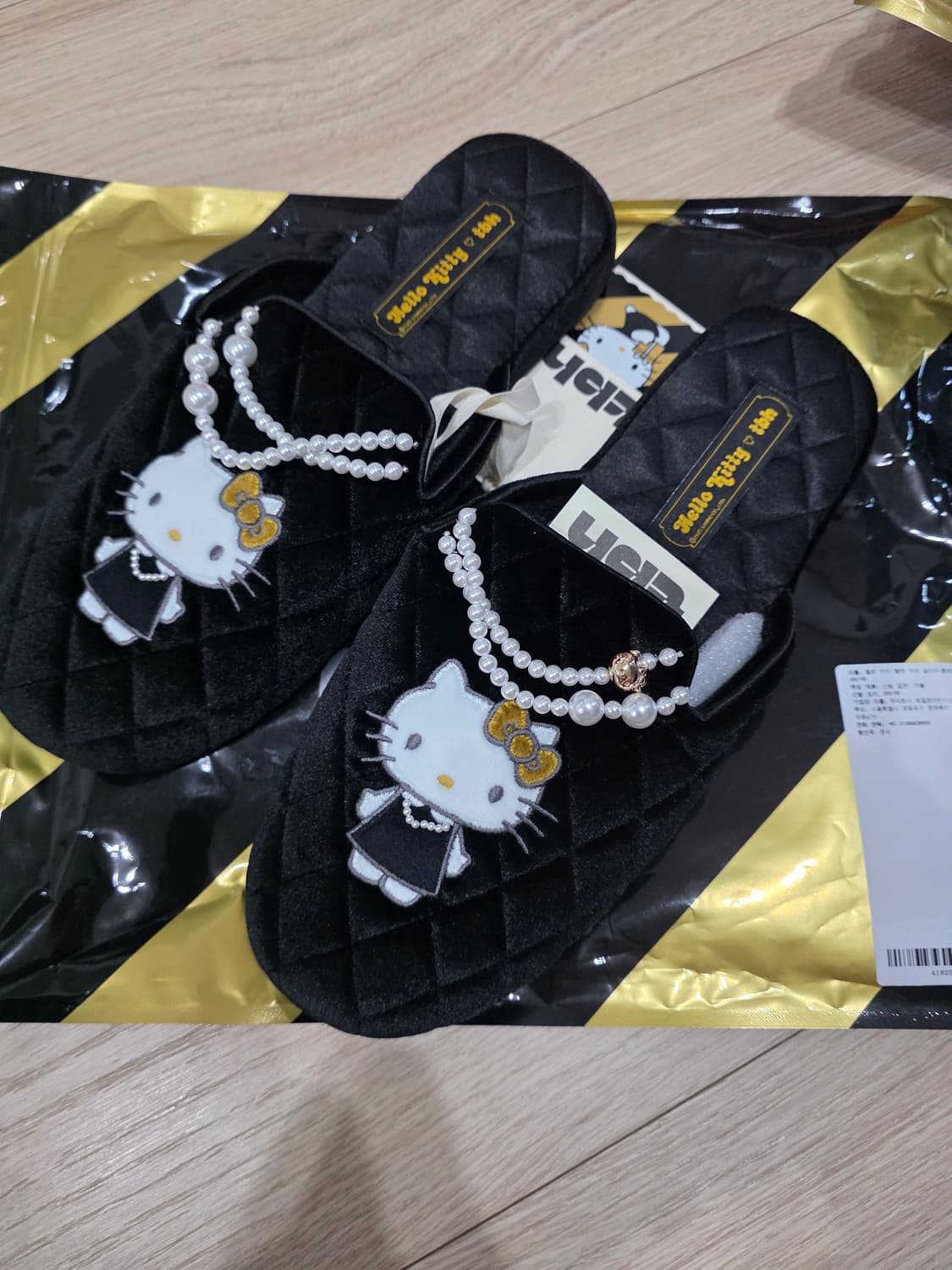 Tbh 헬로키티 룸슬리퍼  상품이미지1