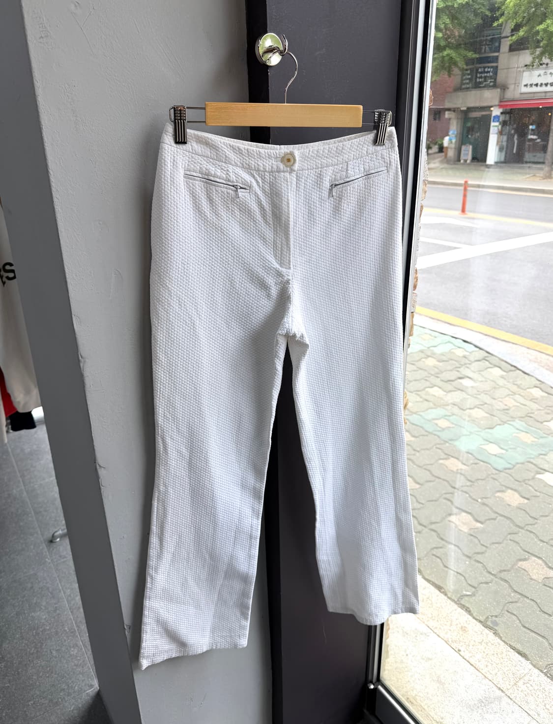 .36/ 샤넬 02AW 화이트 엠보싱 코튼 팬츠 상품이미지2