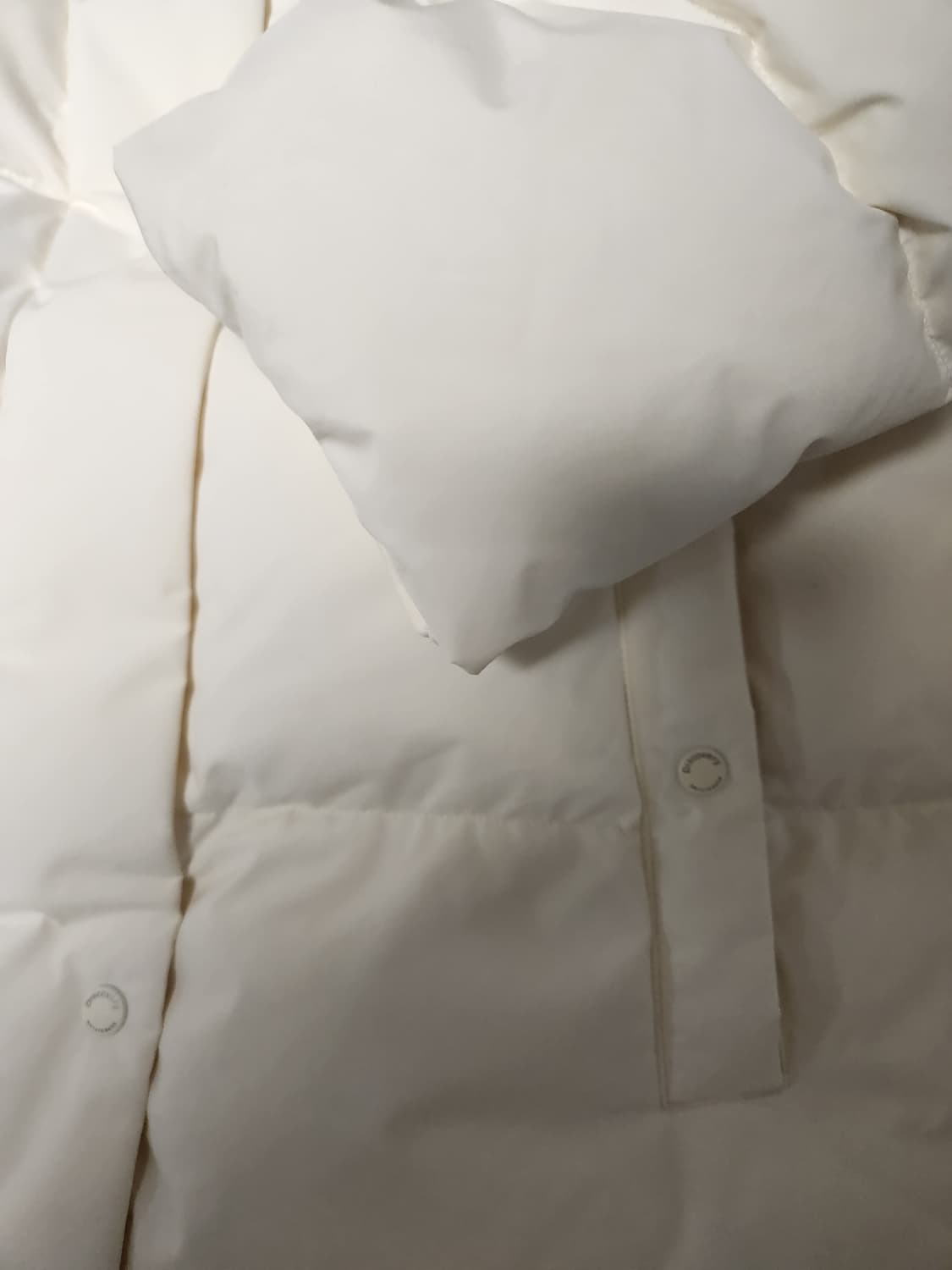 새상품급)디스커버리 반슬리 다운 롱패딩 DWDJ8F026  사이즈90 상품이미지6