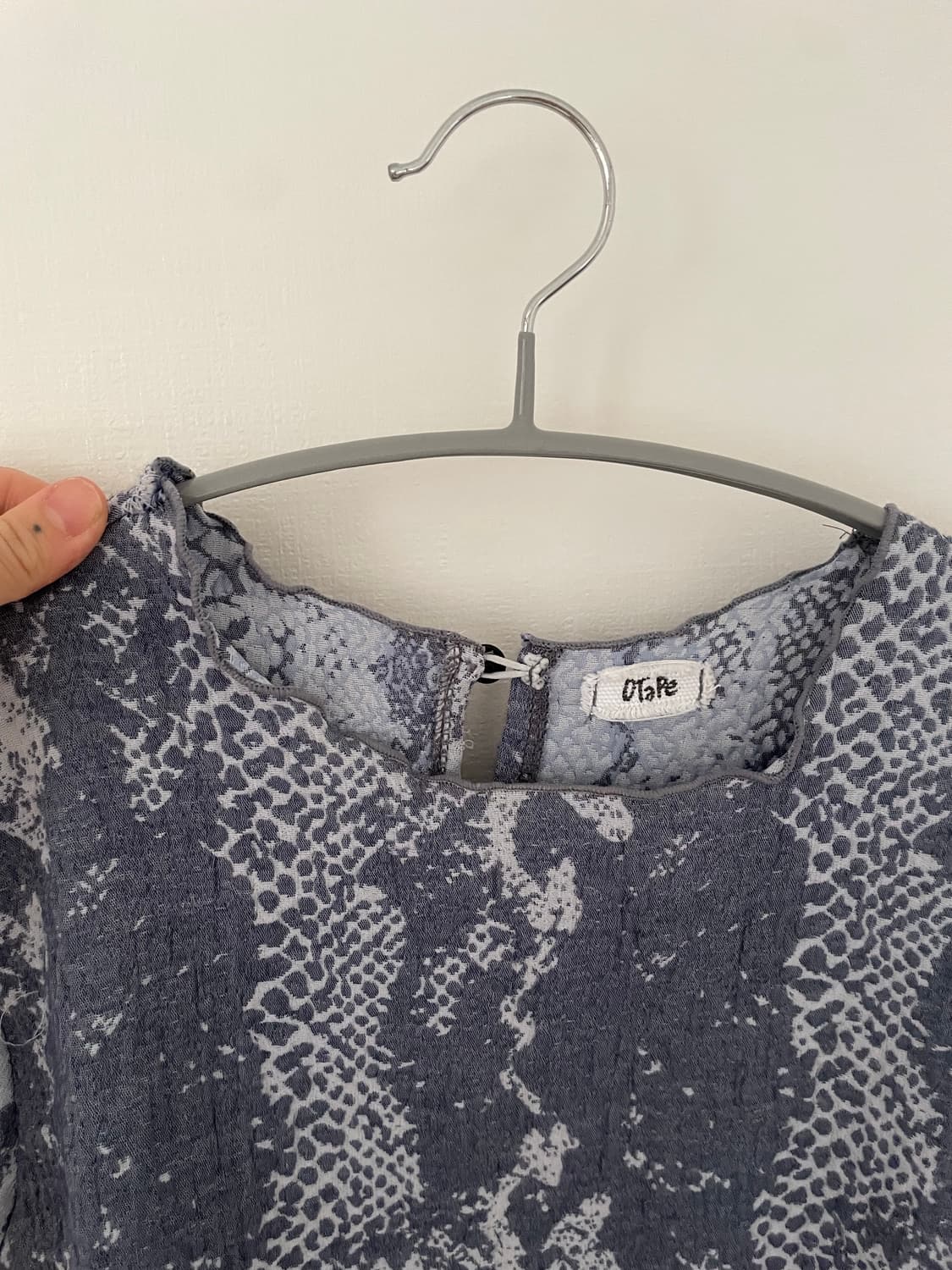 0tape snake pattern short sleeve top 상품이미지5
