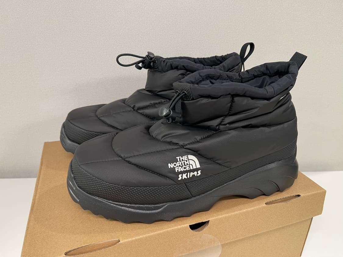 노스페이스 x 스킴스 눕시 트랙션 츄카 부츠 SK 오닉스 상품이미지2