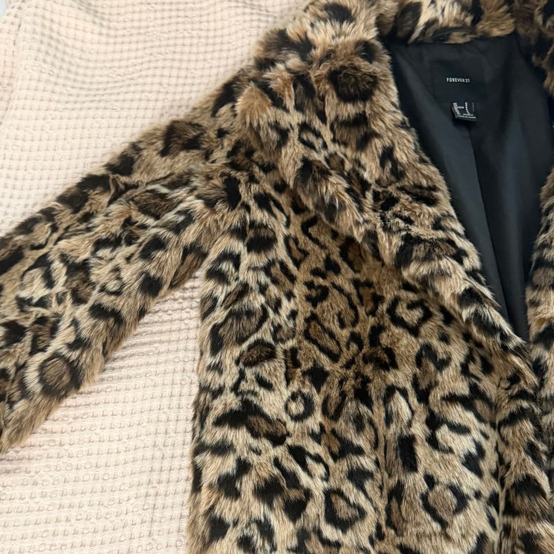 포에버21 레오파드 퍼 자켓 상품이미지3