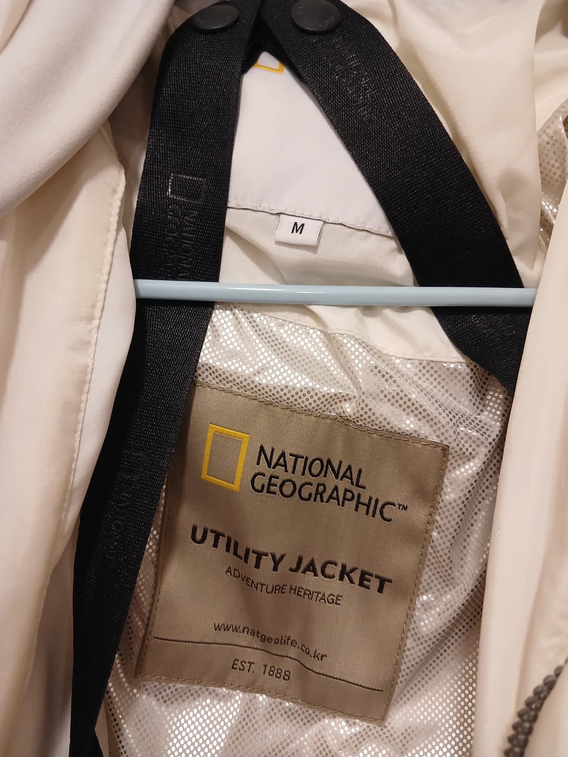 내셔널지오그래픽 정품 여성 롱패딩 M 사이즈 (남성 입으셔도됨) 상품이미지2