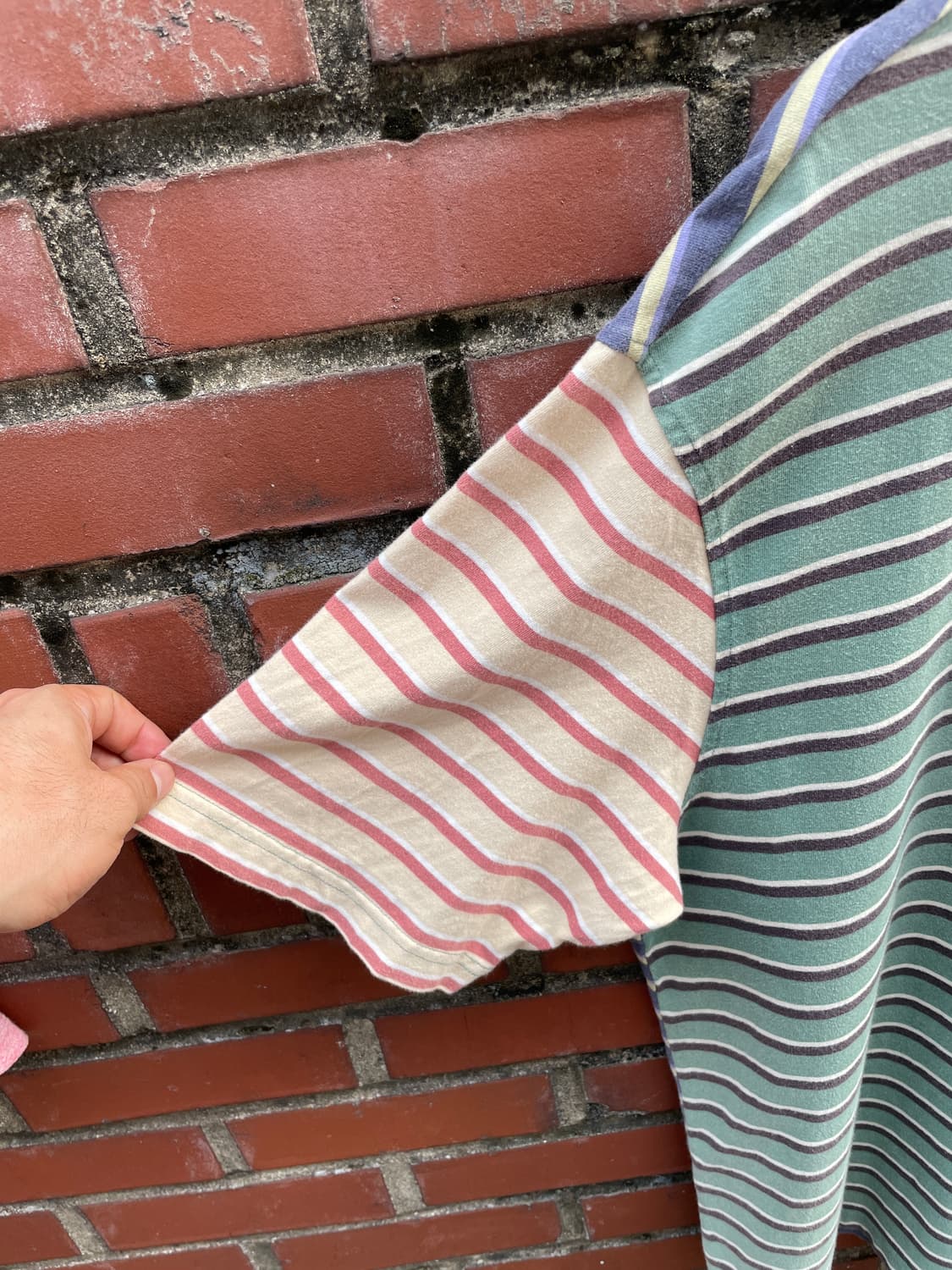 Stussy Contrast Stripe Pocket T-Shirt 상품이미지3