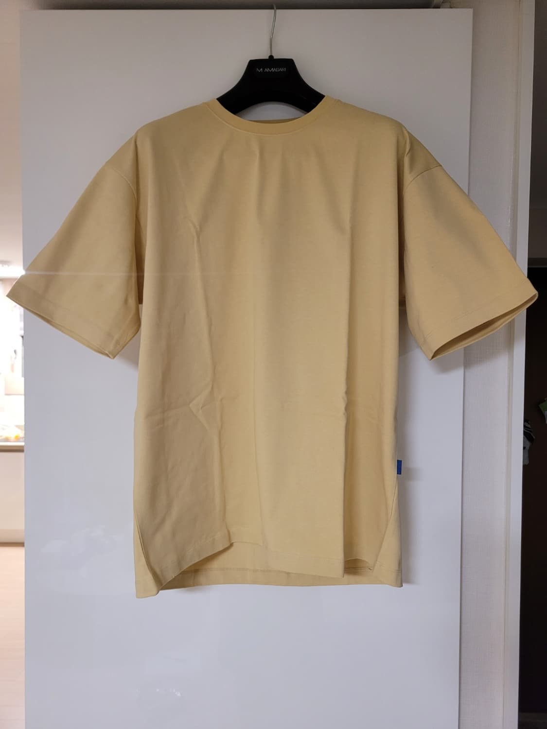 도큐먼트 백로고 반팔티 노랑 M 새상품 상품이미지1