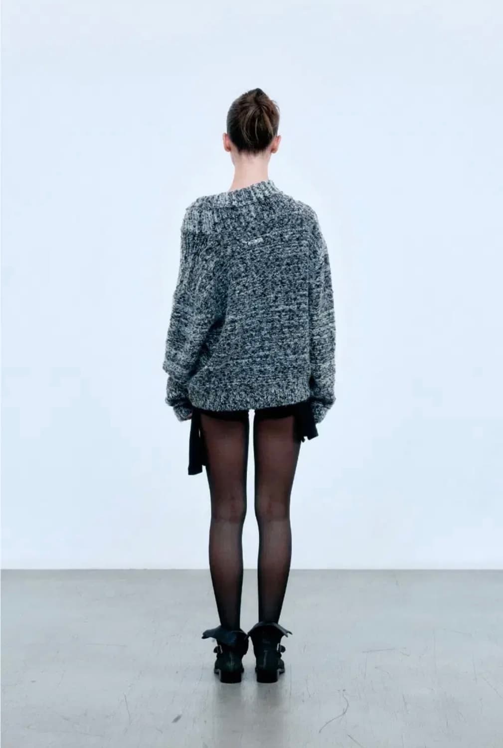 더오유 알파카 믹스 토글 니트 가디건 블랙 상품이미지3