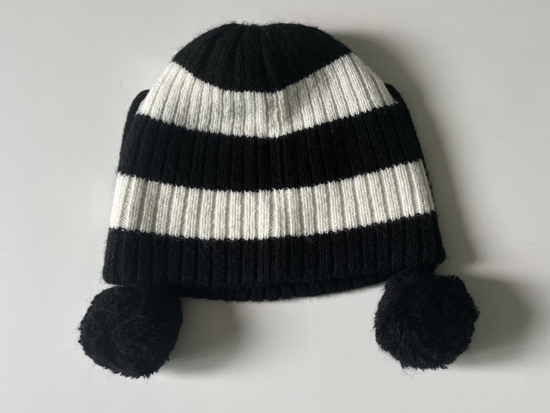 복복 PUPPY BEANIE (BLACK&IVORY) 퍼피 비니 상품이미지2