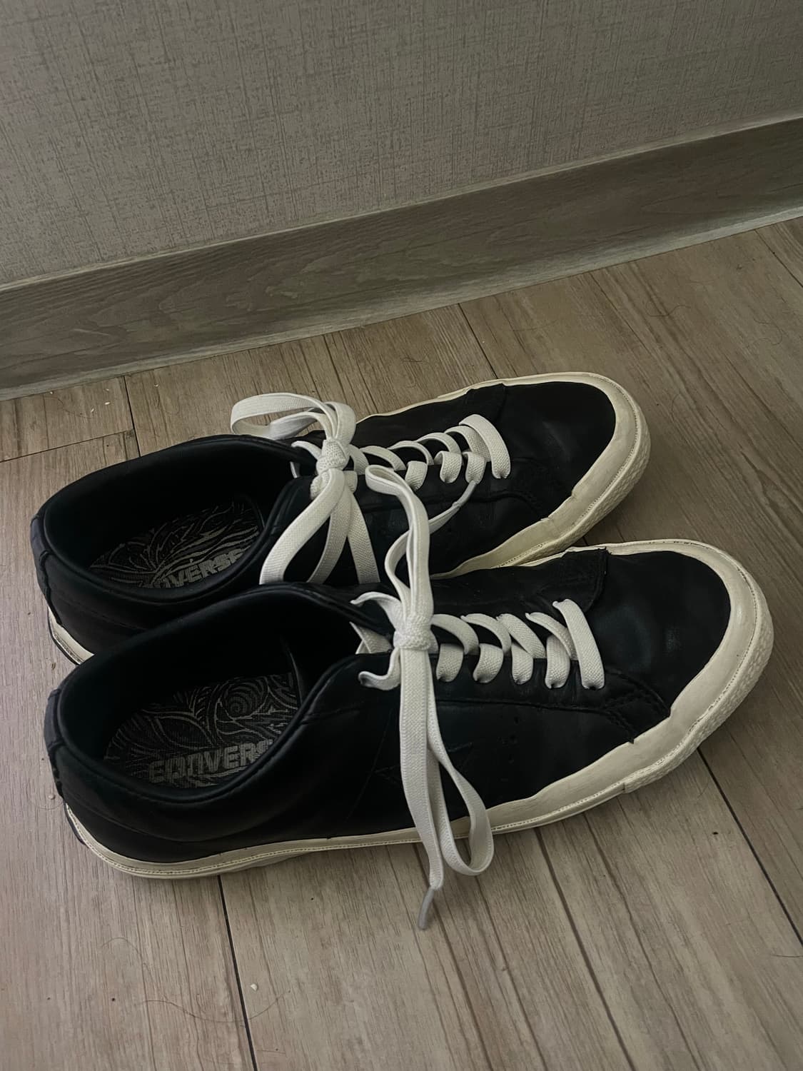 컨버스 한별 레더 오혁x컨버스 상품이미지1