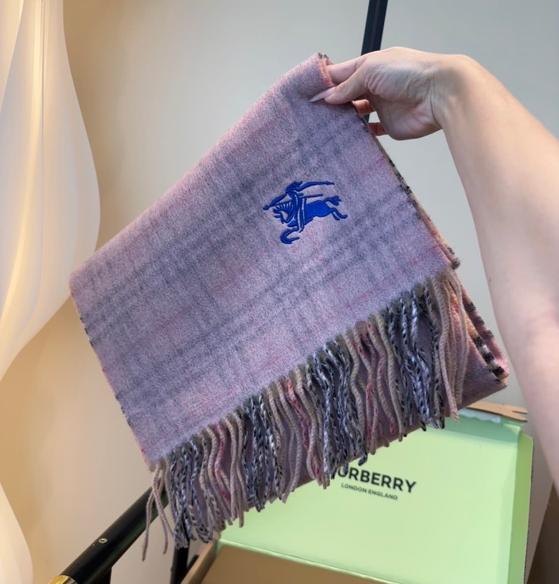 버버리 리버서블 스카프 100% 램스울 상품이미지1