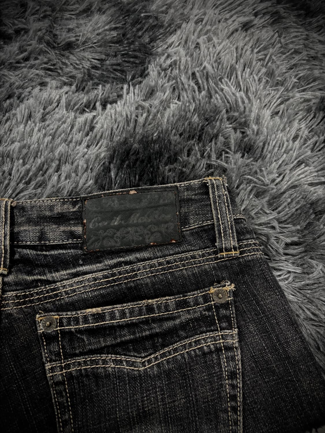 Cecil McBee 퍼 트리밍 로우라이즈 숏팬츠 상품이미지6