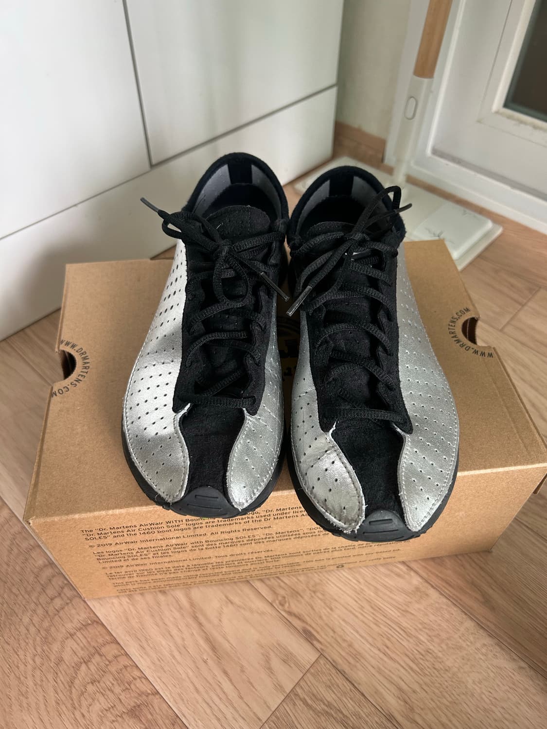 w 나이키 에어 슈퍼플라이 실버 상품이미지2