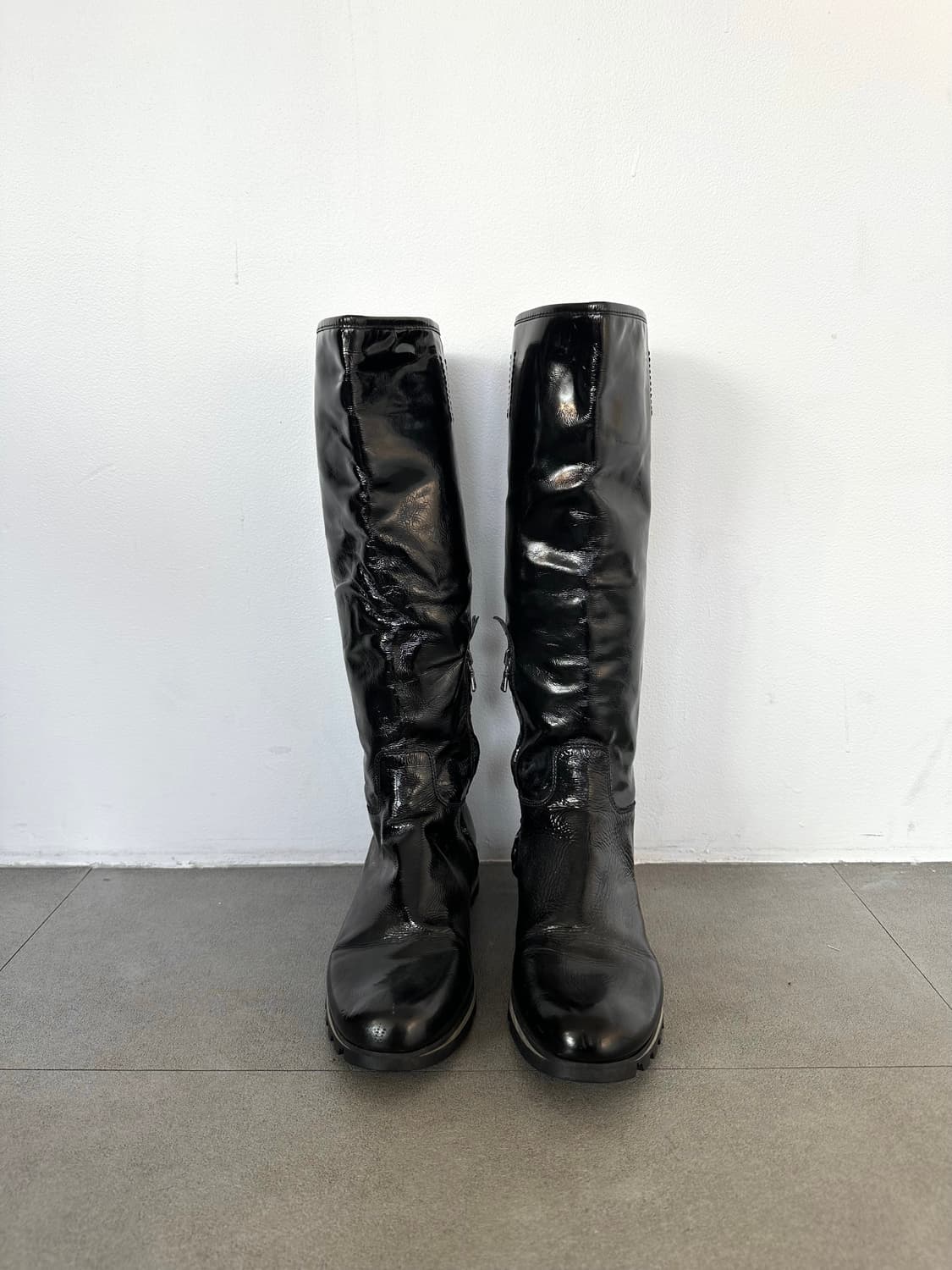 프라다 스포츠 페이던트 레더 니하이 롱부츠 상품이미지2