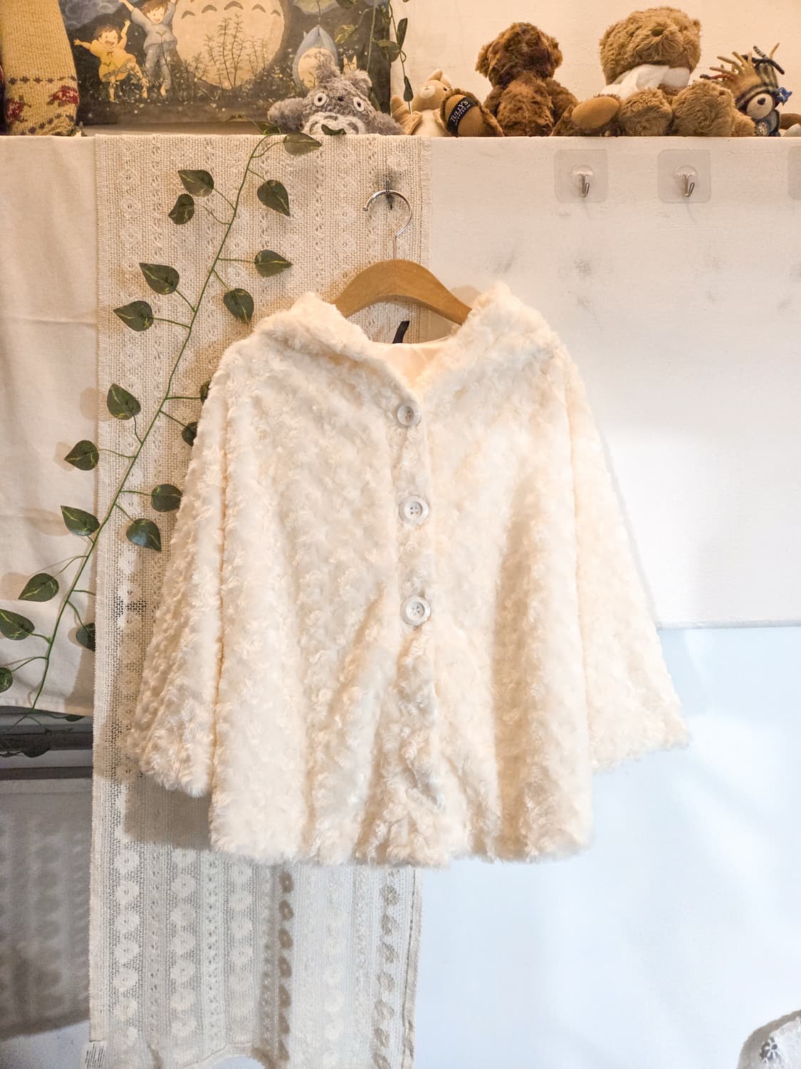 퓨어 보송보송 케이프 자켓 상품이미지1