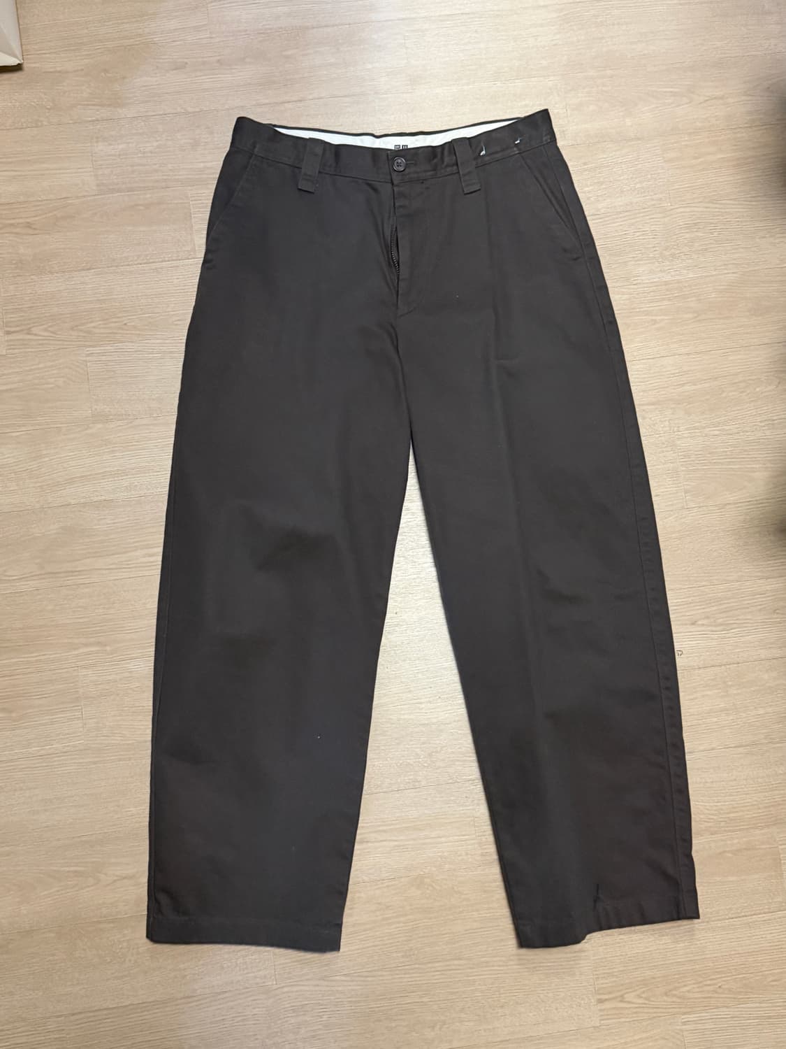 유니클로 U와이드 치노팬츠 82(브라운/베이지/블랙) 상품이미지1