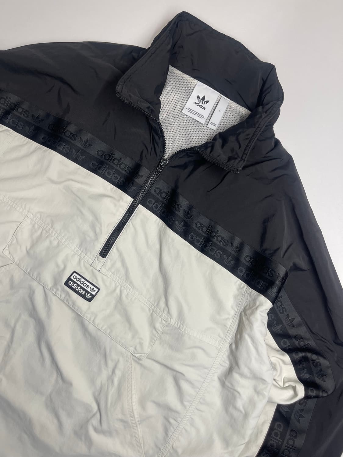 아디다스 반집업 바람막이 L 상품이미지3