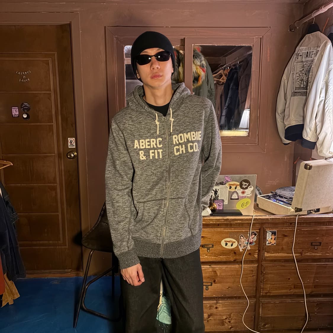 ABERCROMBIE & FITCH ZIP UP HOODIE GRAY 상품이미지2