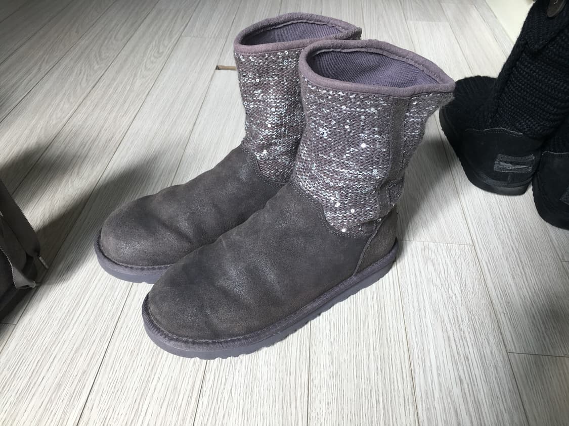 Ugg spangle boots 상품이미지8