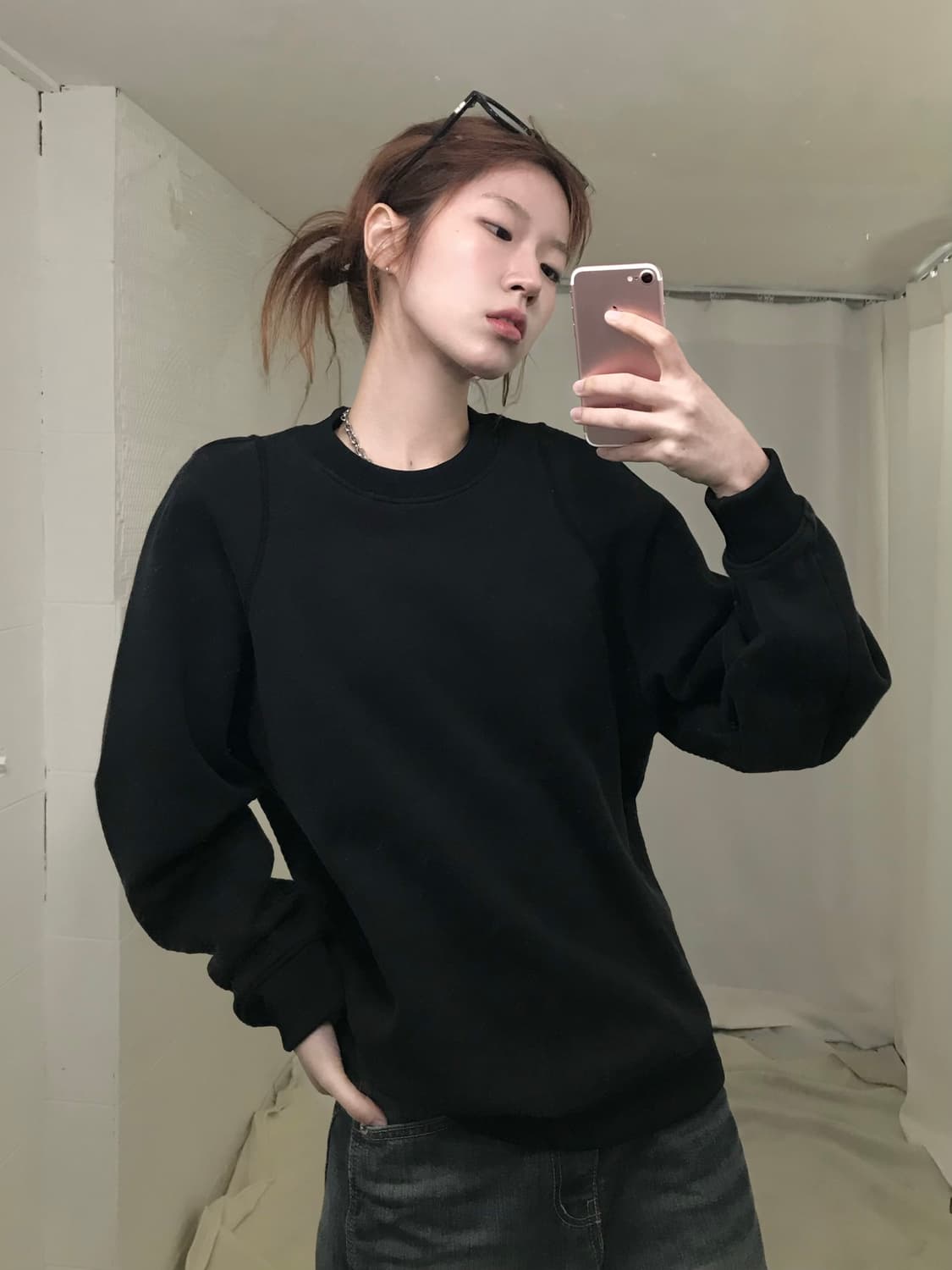 아크네 스튜디오 스티치 블랙 기모 맨투맨 상품이미지2