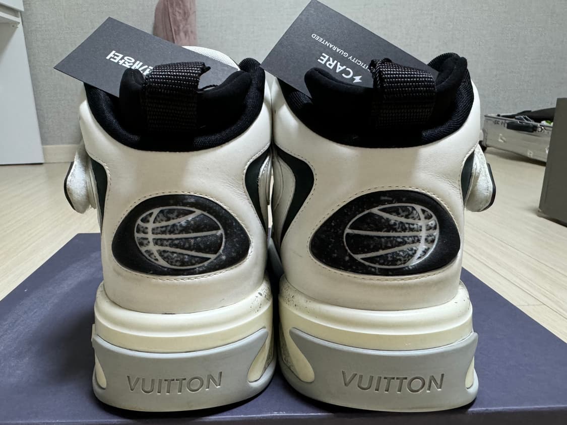 루이비통 LV 트레이너2 하이탑 8 1/2 사이즈 실측 280 상품이미지6