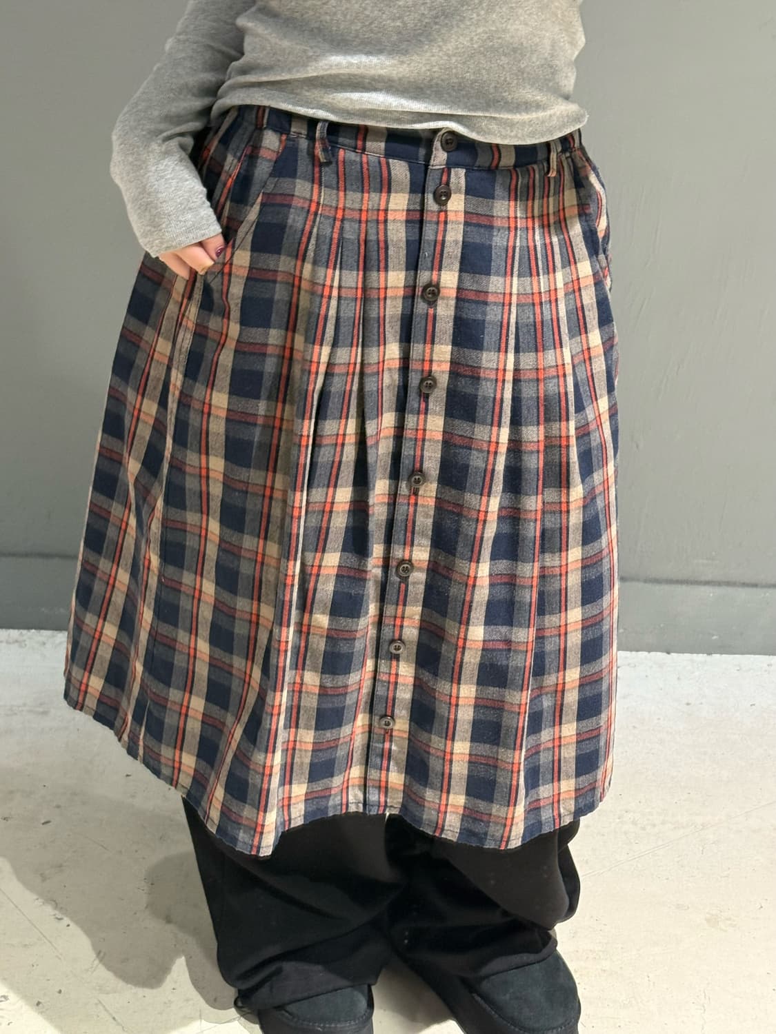 check pattern button-up detail skirt 상품이미지3