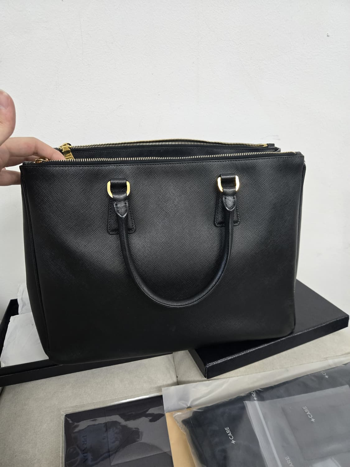 [보증서 정품]프라다 사피아노 토트백 상품이미지3