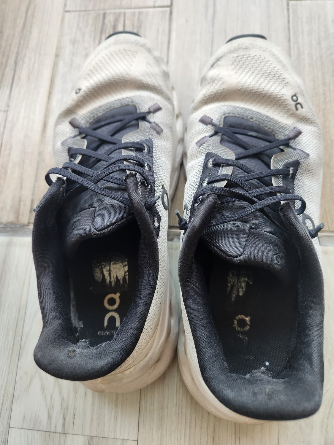 온러닝 클라우드틸트 (245) 상품이미지3