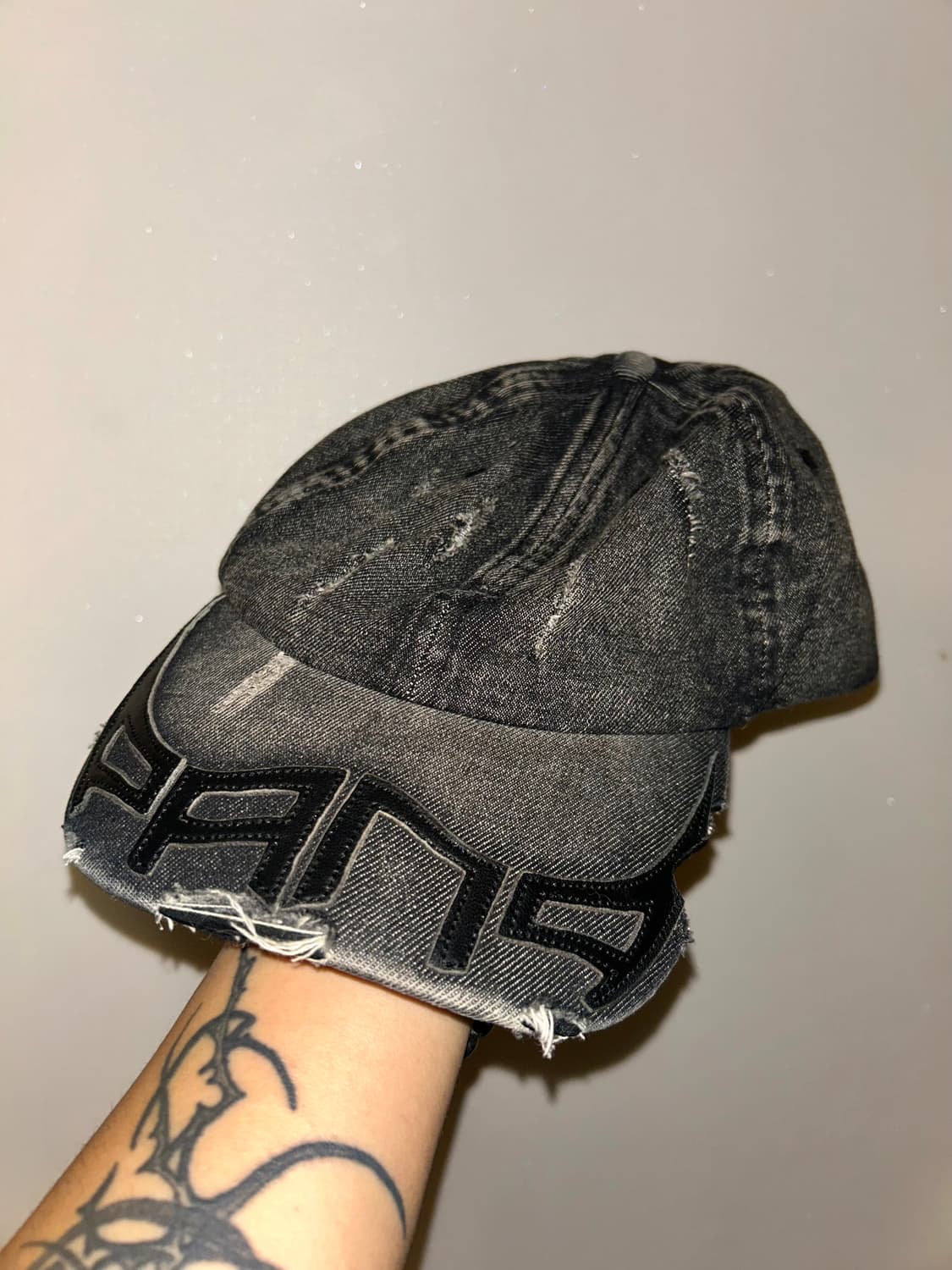 Damaged leather cap 상품이미지1
