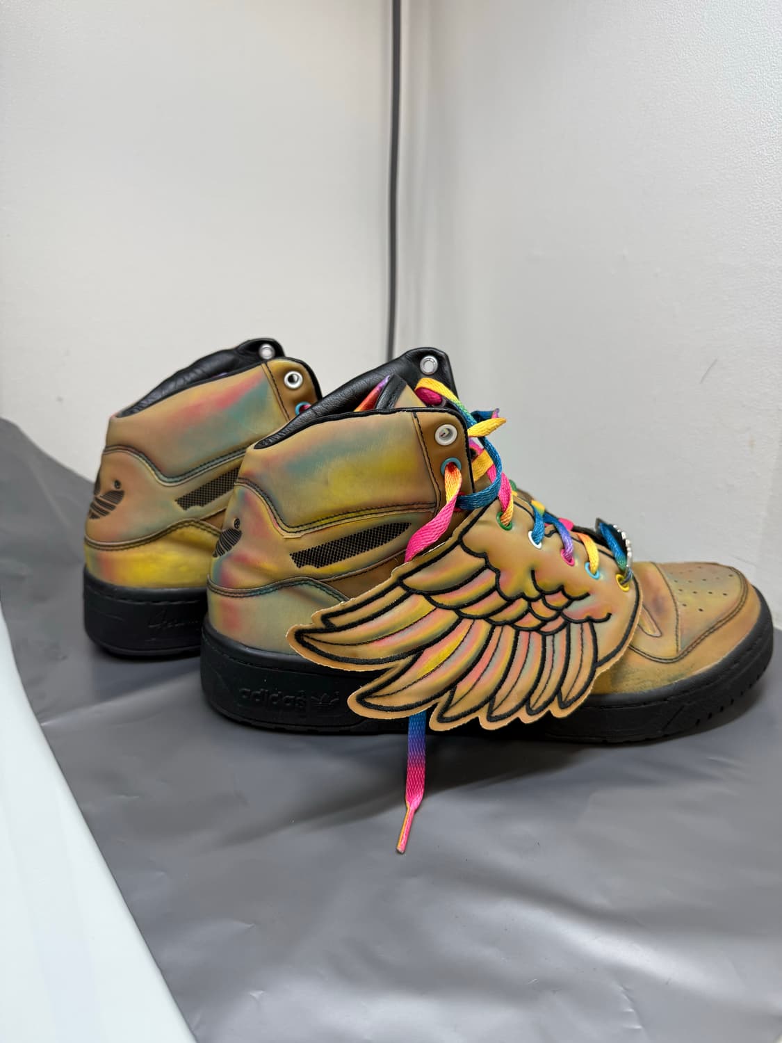 아디다스 제레미스캇 홀로그램 멀티컬러 상품이미지3