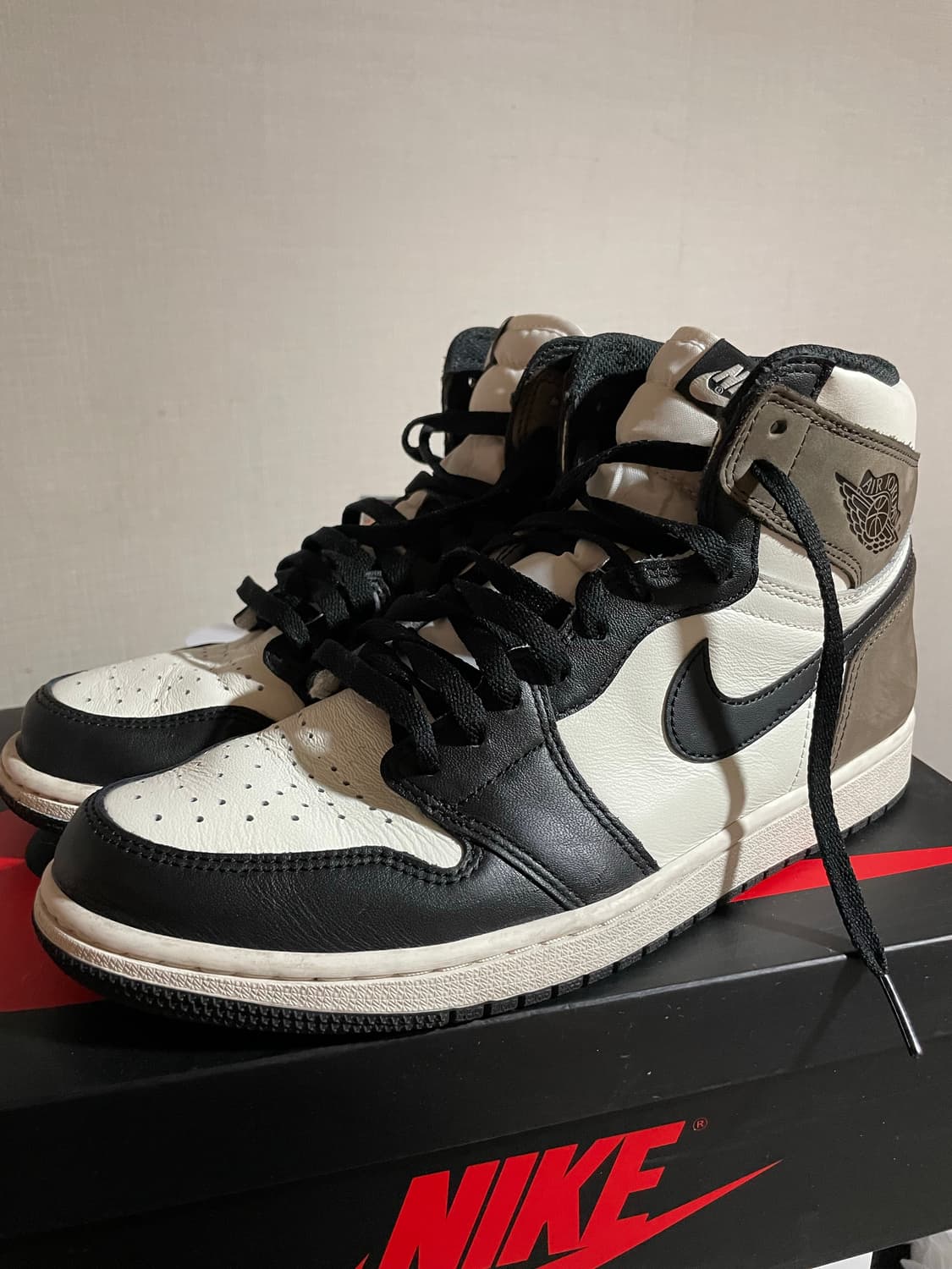 조던 1 다크 모카  상품이미지3