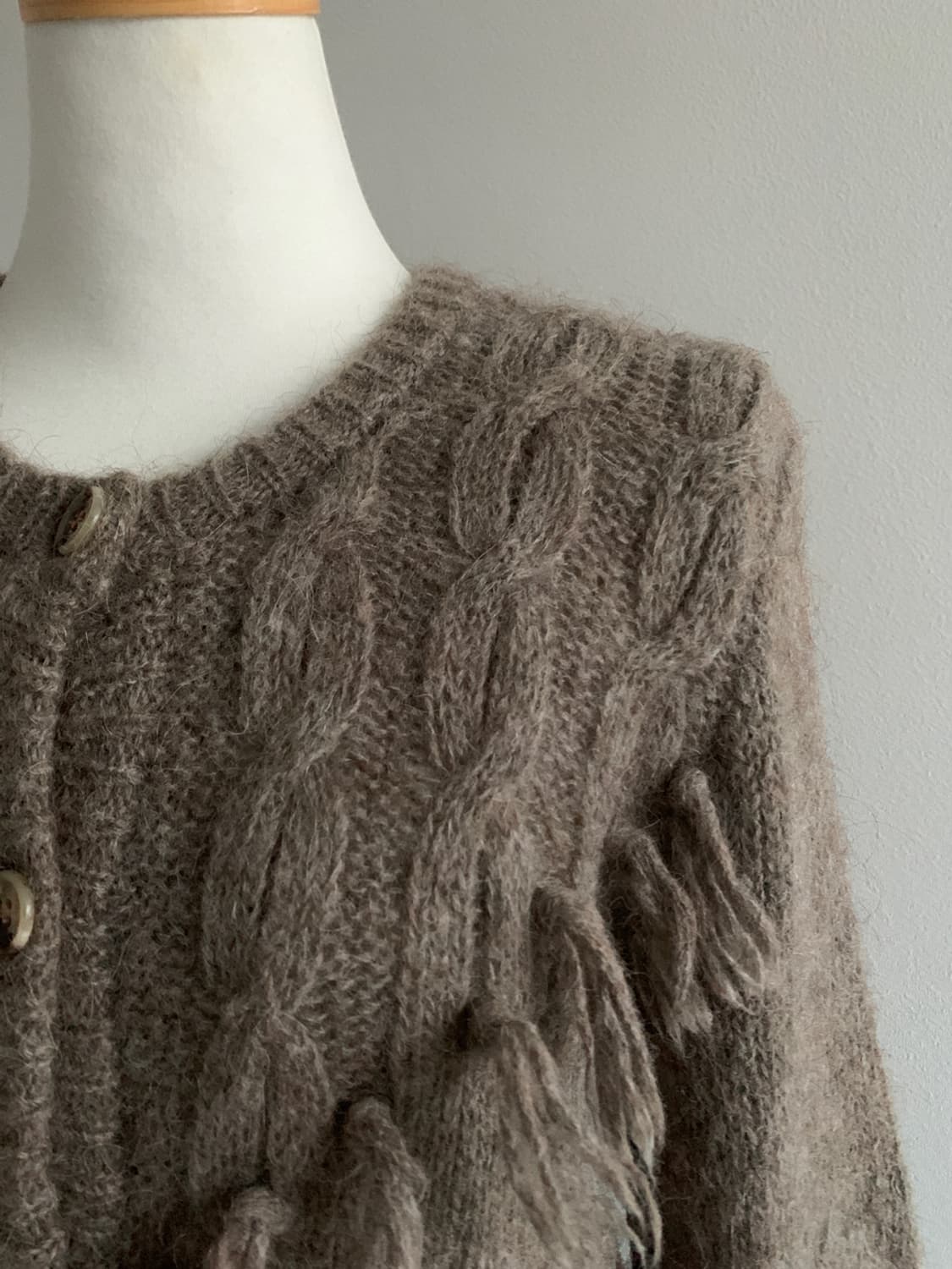 Wool Fringe Twist Cardigan 상품이미지4
